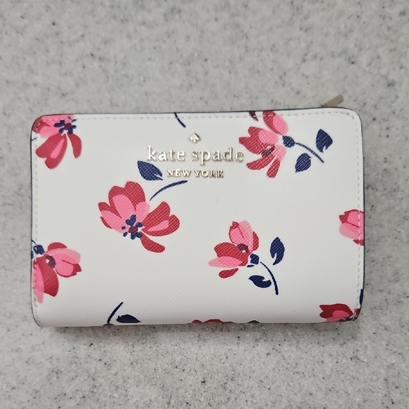 kate spade Handbags - Kate Spade White and Pink Floral Wallet